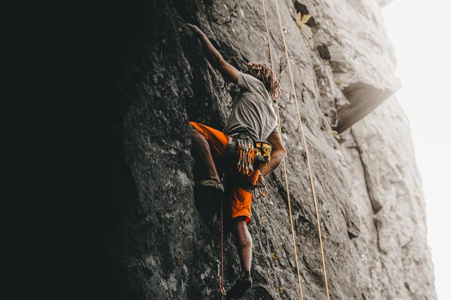 Climbing wall