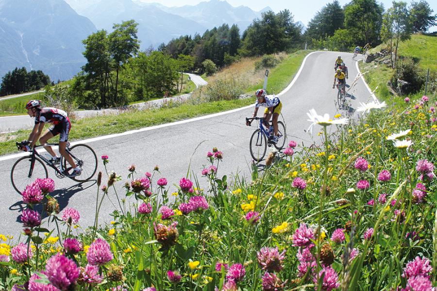 .. Course cycliste internationale Vallée d'Aoste Mont Blanc