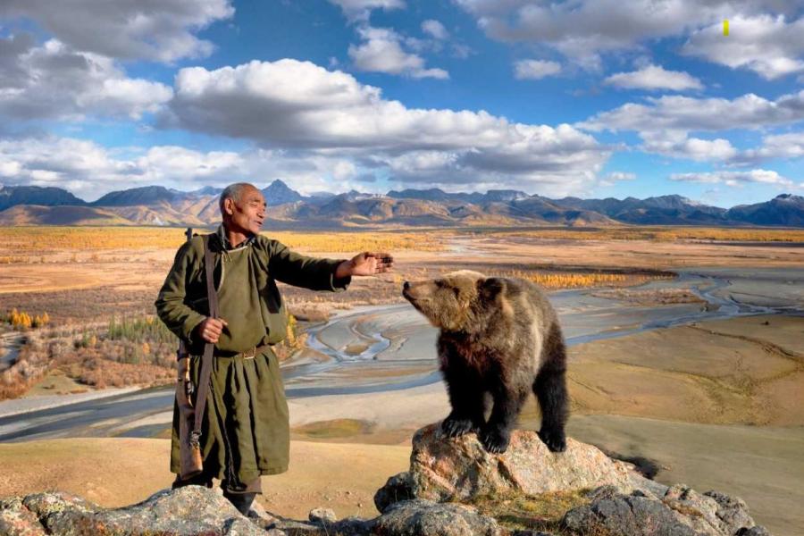 Mongolie, la Vallée des Ours di Hamid Sardar Cervino Cinemountain Festival - Mongolie, la Vallée des Ours di Hamid Sardar