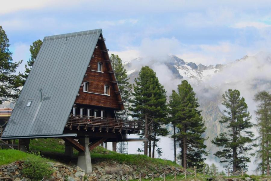 Rifugio Mollino - Casa Capriata ControTorrente - Il progetto di architettura montana di Carlo Mollino