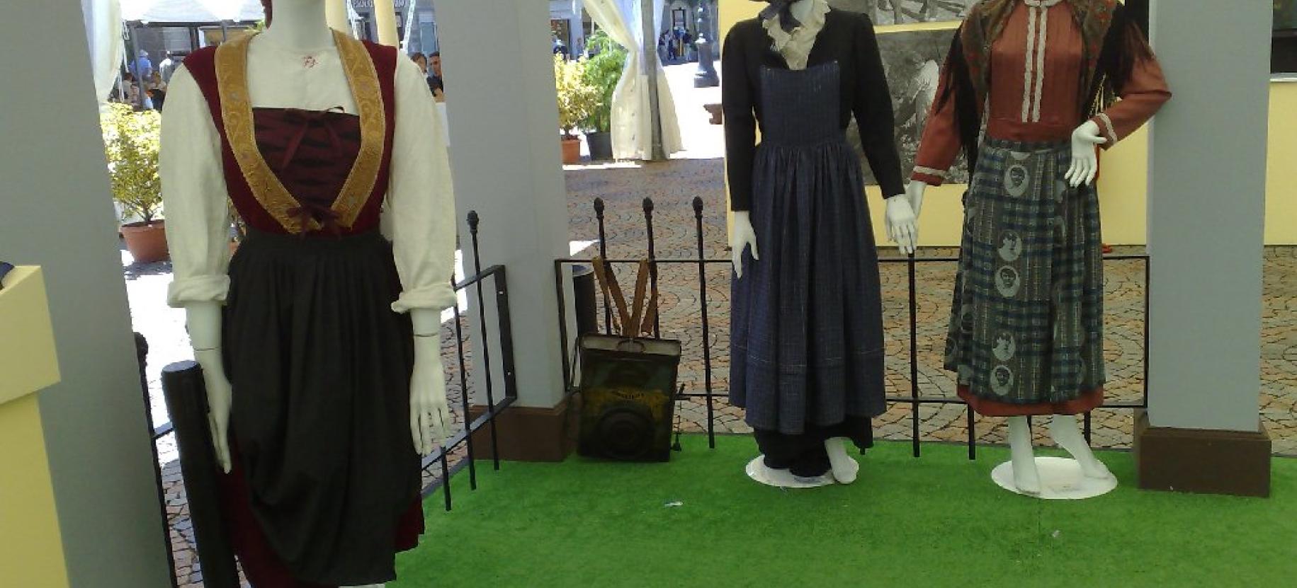 typical costumes  Exhibit and competition of the traditional Aosta Valley handicraft