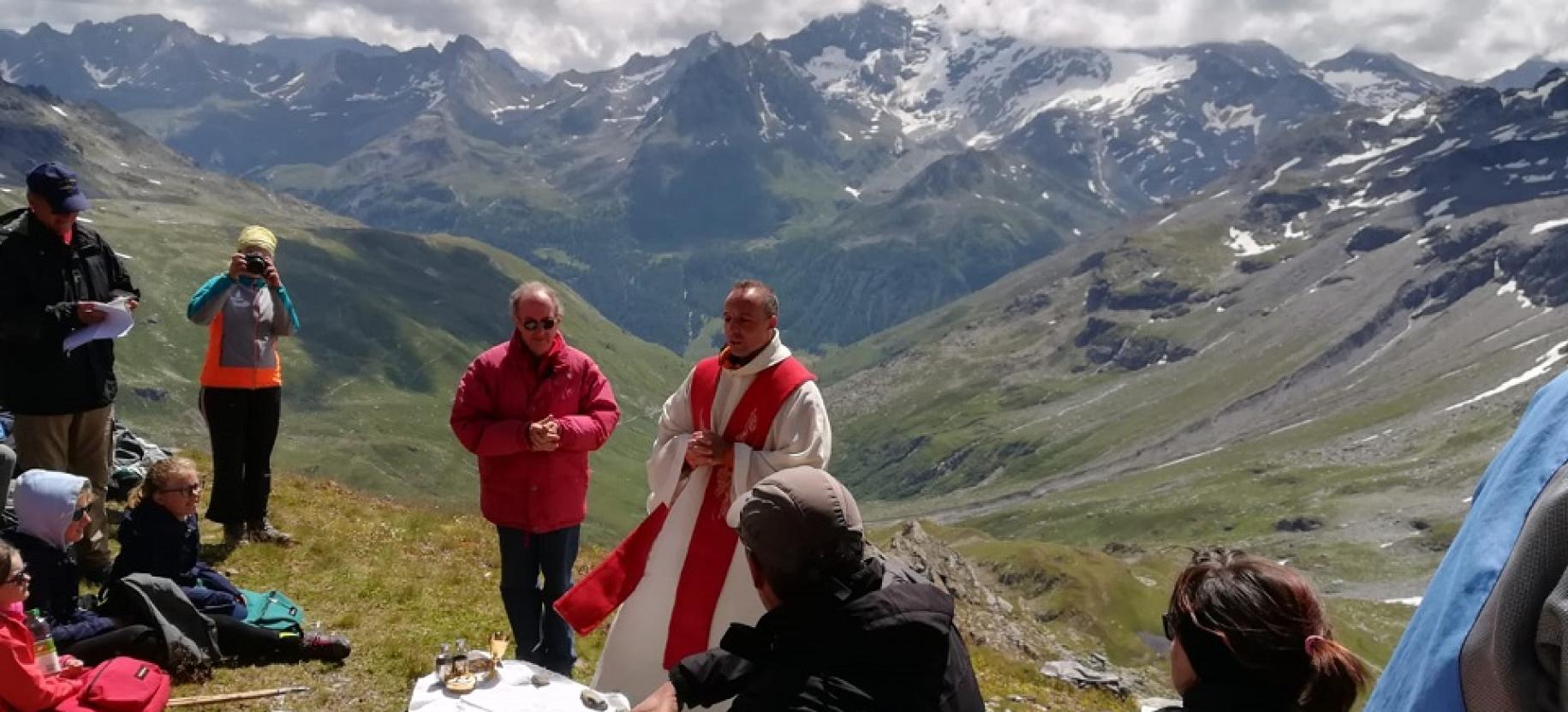 Rencontre du Col du Mont