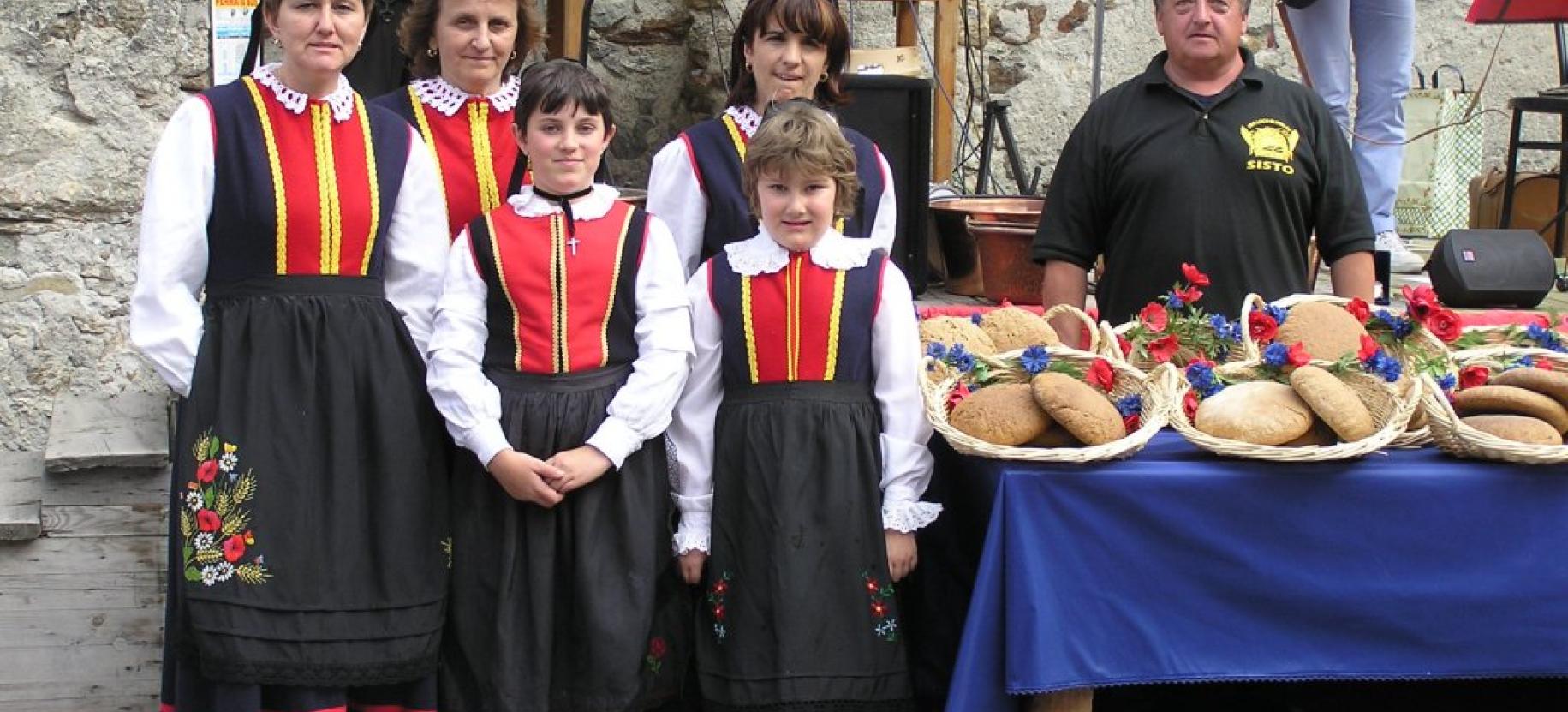 Fehta dou pan ner (Sagra del pane nero)