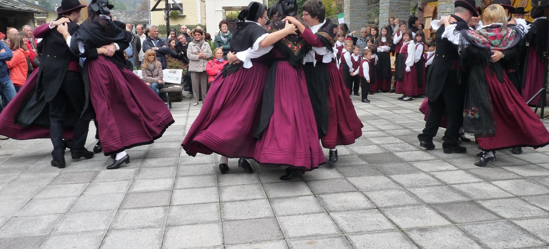 Castagnata di Lillianes