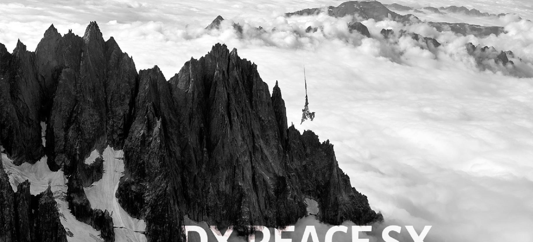 Esposizione dell'opera di Paolo Barichello Dx Peace Sx