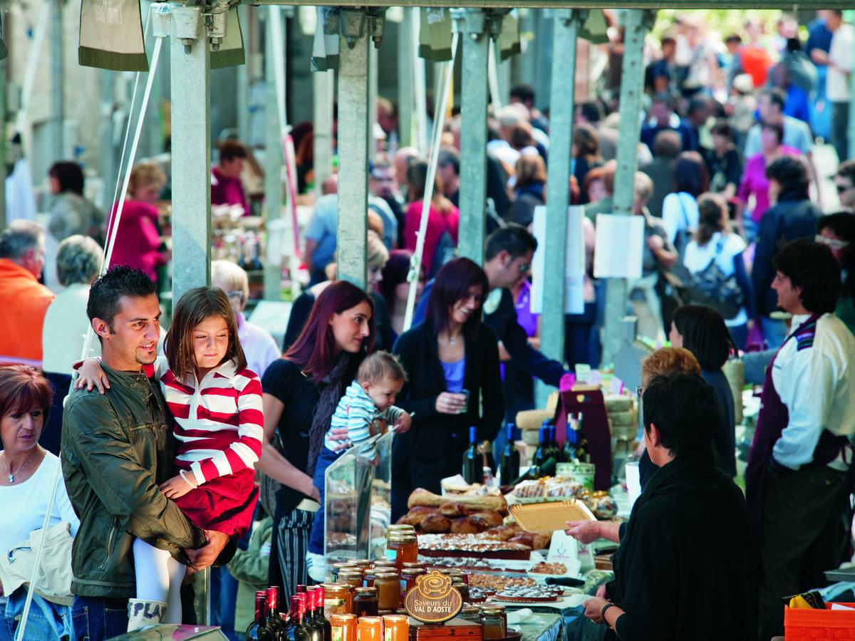 Marché au Fort  Marché au Fort - Food and wine event