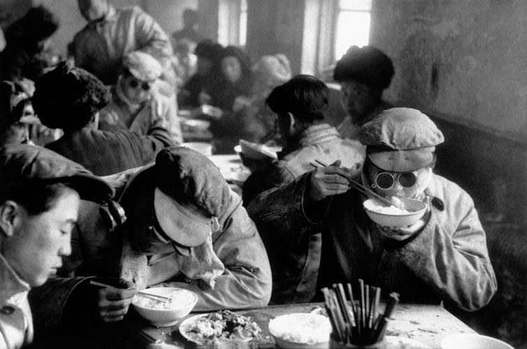 CHINA. Martin Parr and Marc Riboud - From the cultural revolution to the global superpower