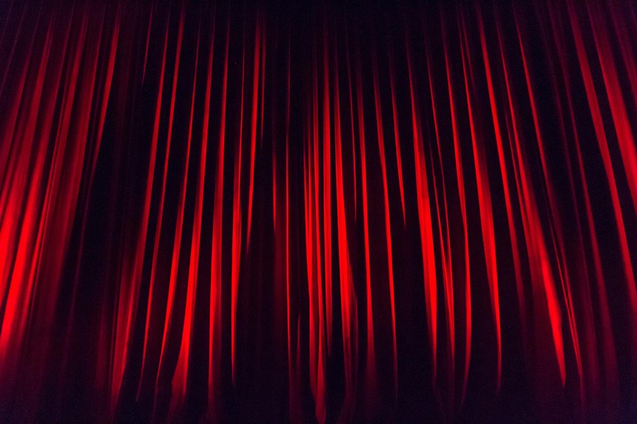 Spettacolo teatrale "C'era due volte un re"