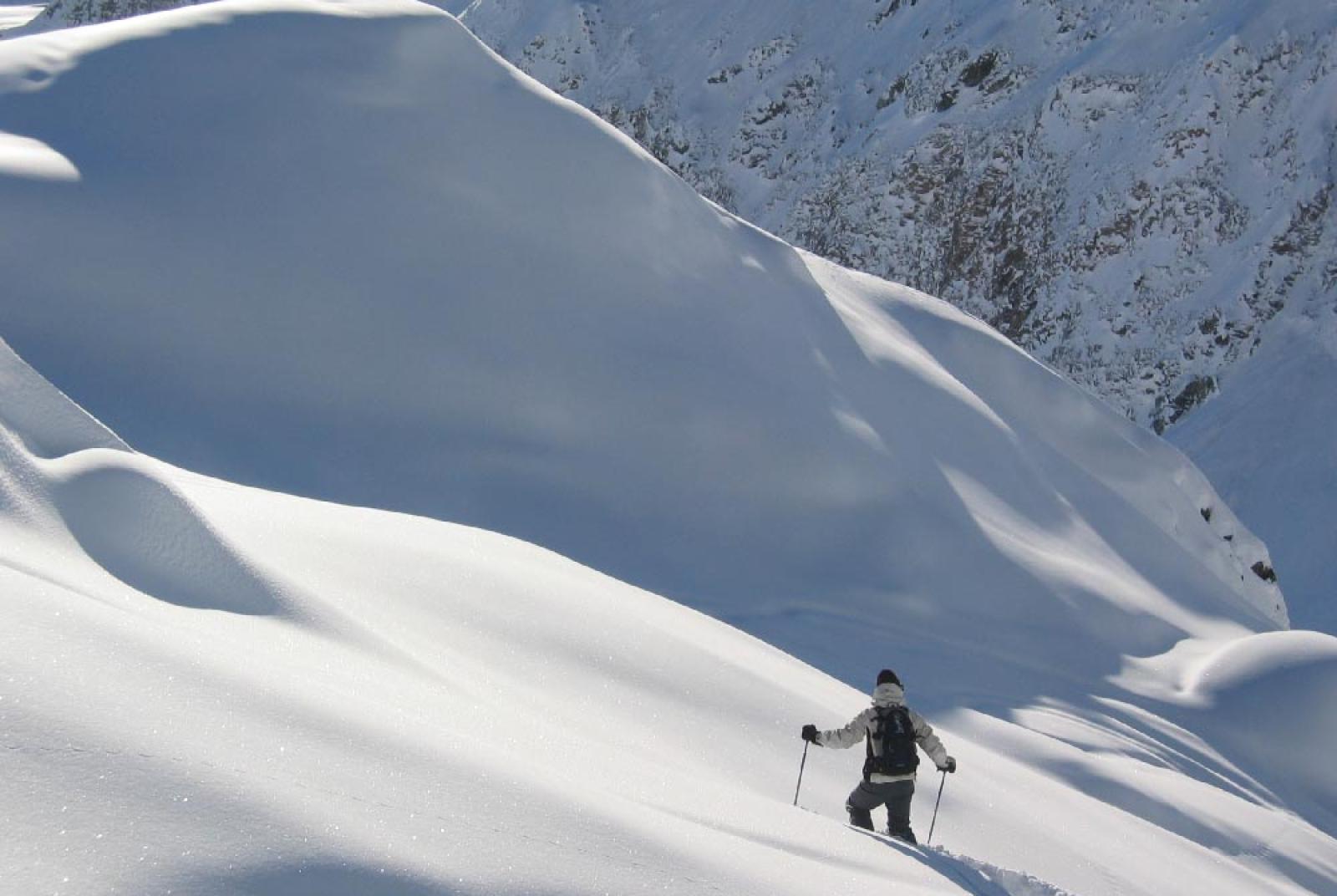 FREERIDING WITH THE AYAS GUIDES: IN SEARCH OF THE LOST VALLEY