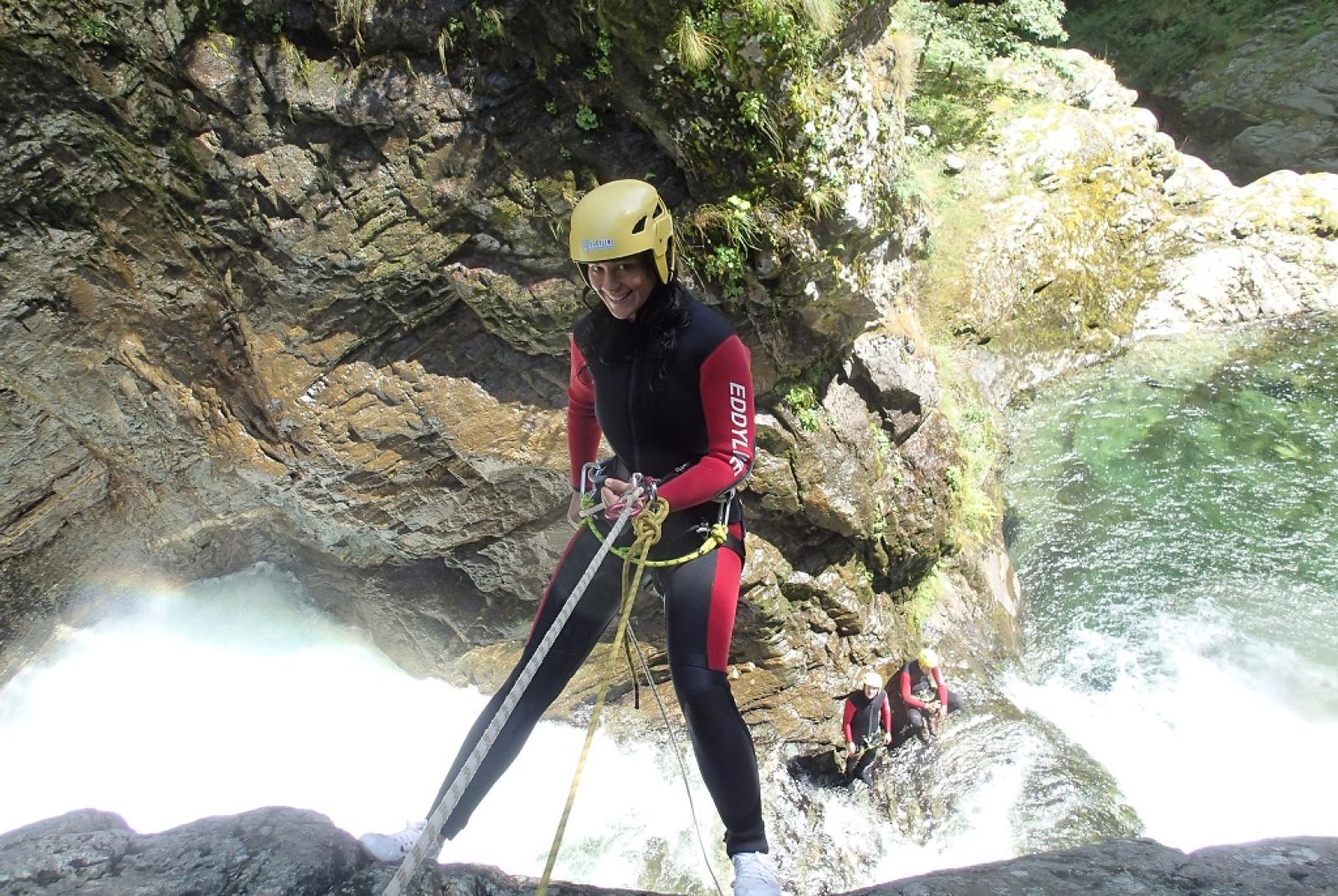 CANYONING