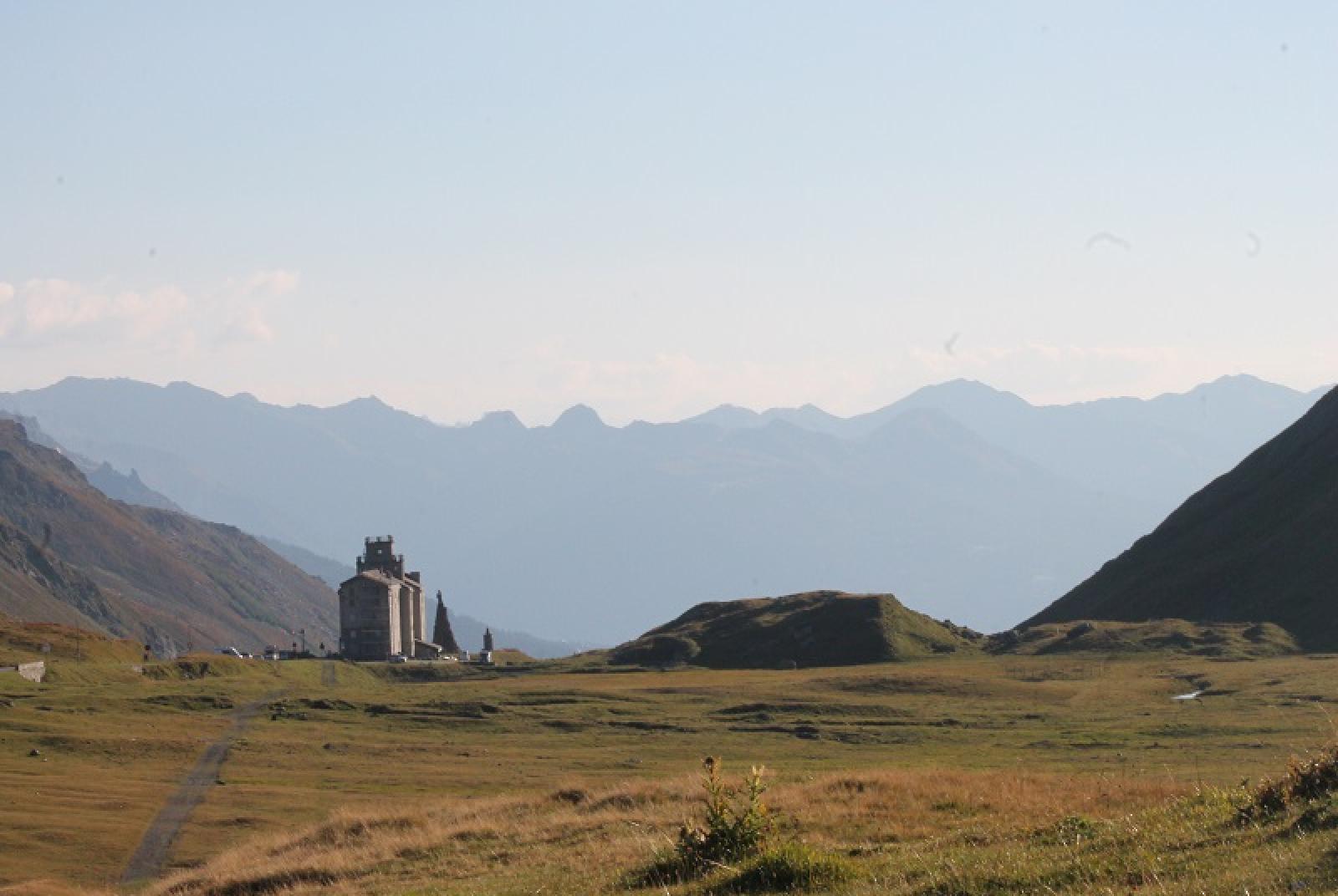 .. Le plus facile et le moins terrible de tous. Il colle del Piccolo San Bernardo nell'Ottocento