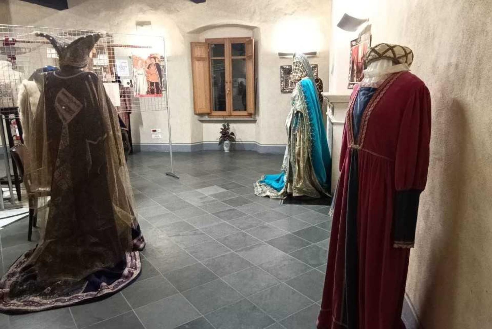 Mostra Un Tour Aspettando il Carnevale Storico di Verrès