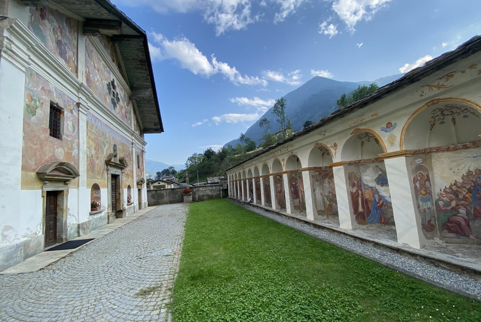 ControTorrente - Visita al borgo e alla chiesa di Issime