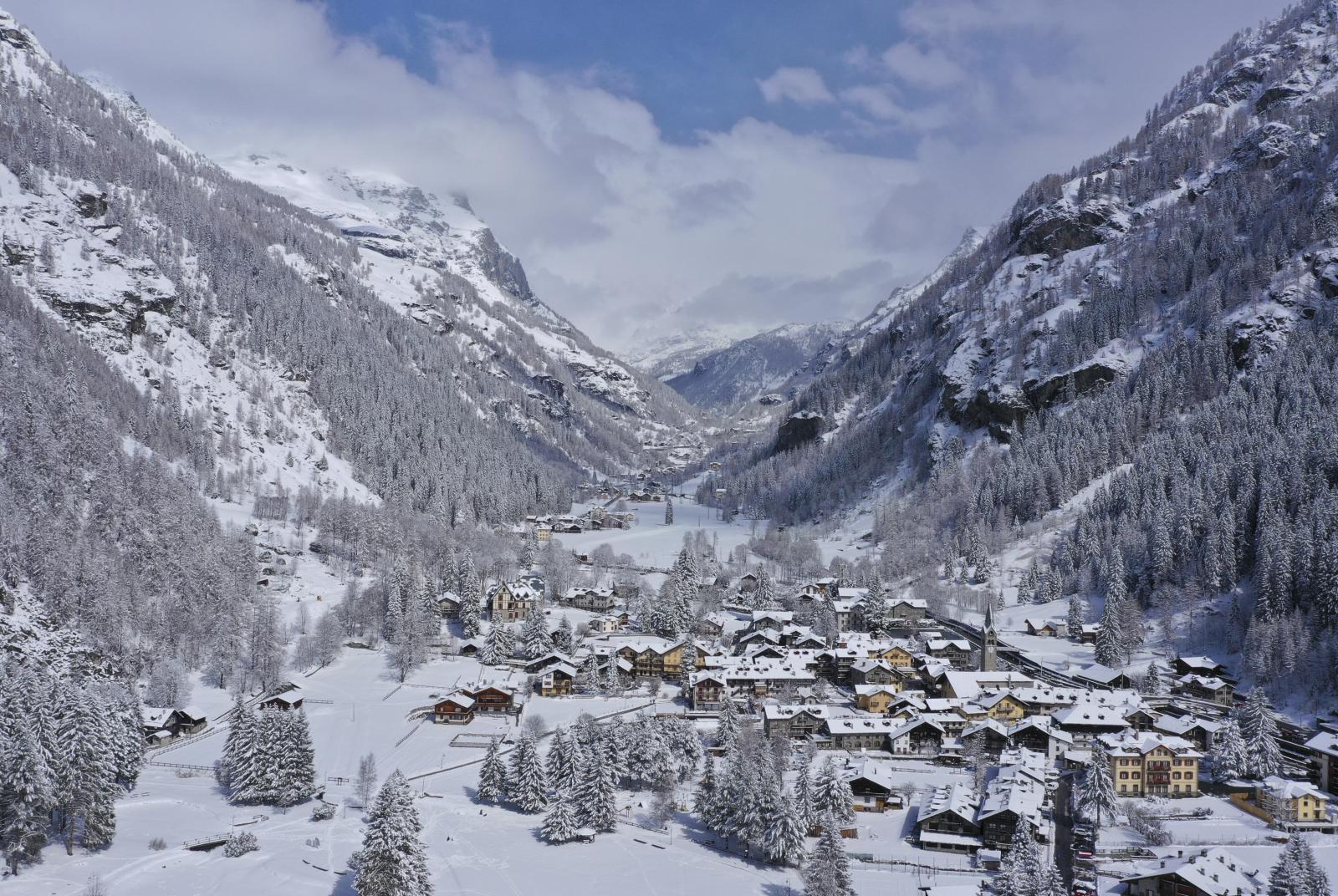 Gressoney Saint Jean Inverno