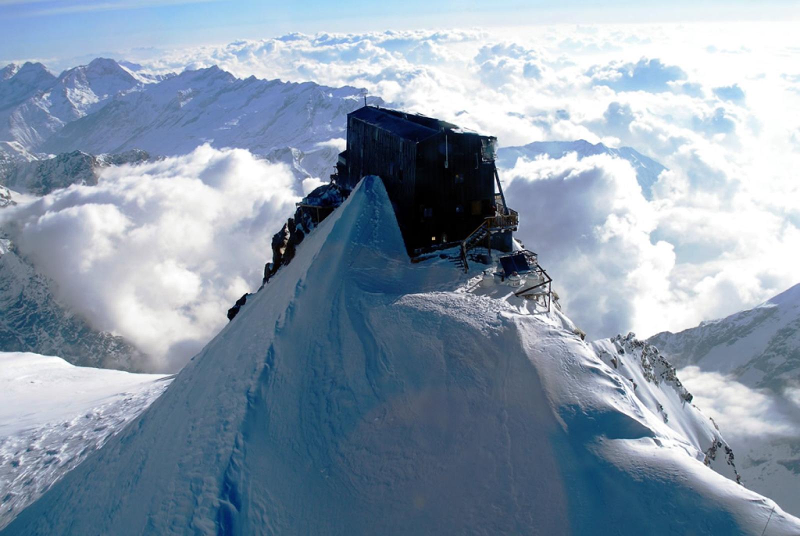 RIFUGIO CAPANNA MARGHERITA