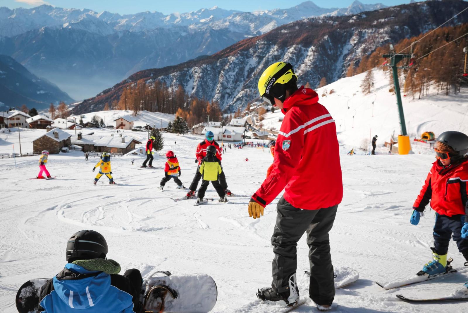 Estoul Ski School